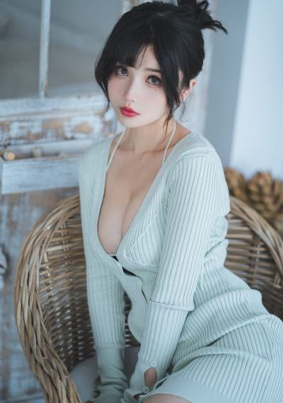 美女挨操_DVD在线视频观看