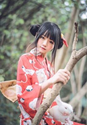 喜欢大家伙的楼上女孩_剧情片免费观看电视剧
