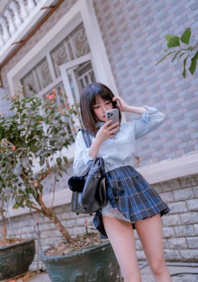 她唇之下_超清在线观看电视