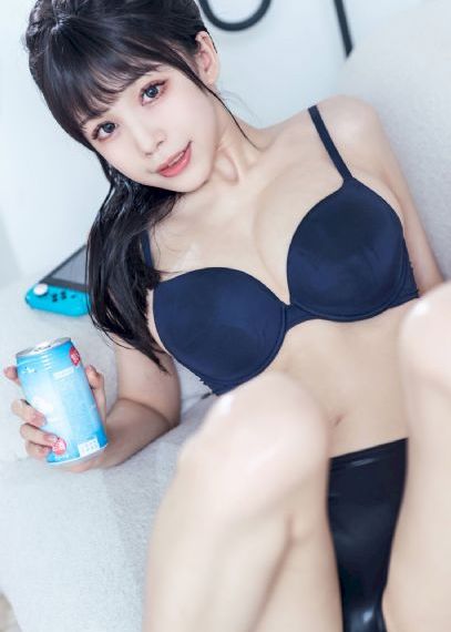 伊久久_粤语中字在线观看