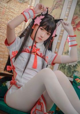 年轻的女秘书在线观看_4K最新电影在线观看